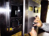 オートロック鍵交換　施工中